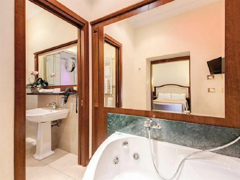 רומא Esedra Inn מראה חיצוני תמונה