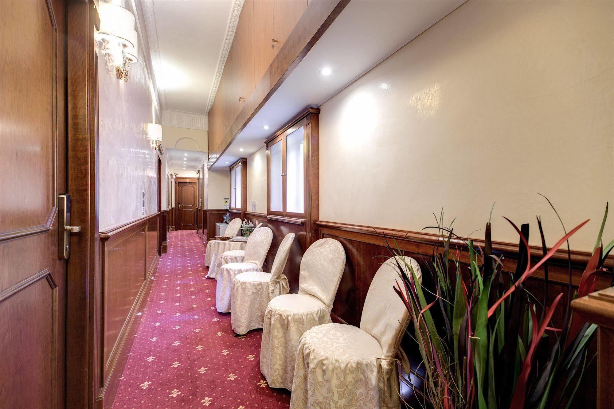 רומא Esedra Inn מראה חיצוני תמונה
