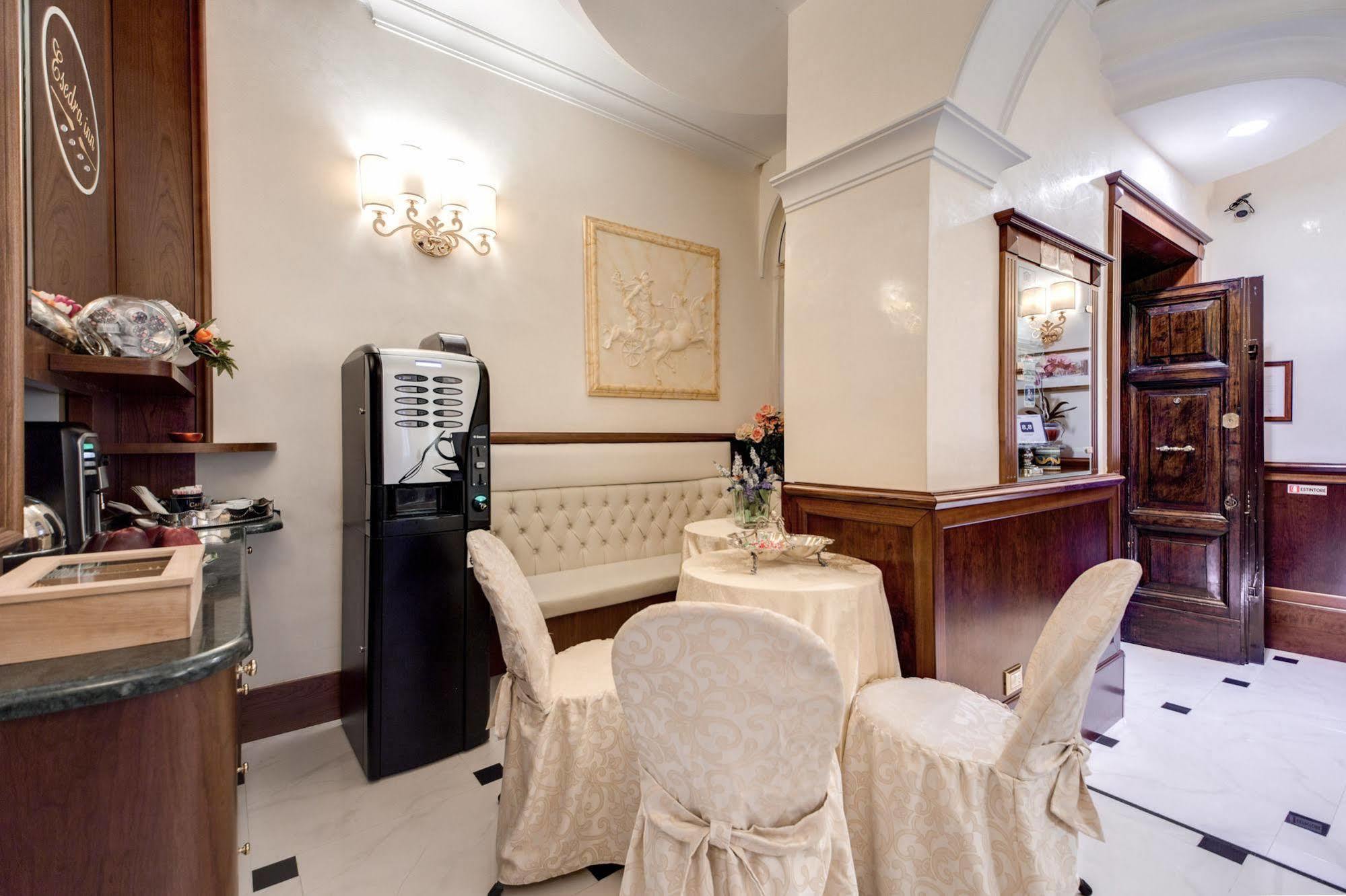 רומא Esedra Inn מראה חיצוני תמונה